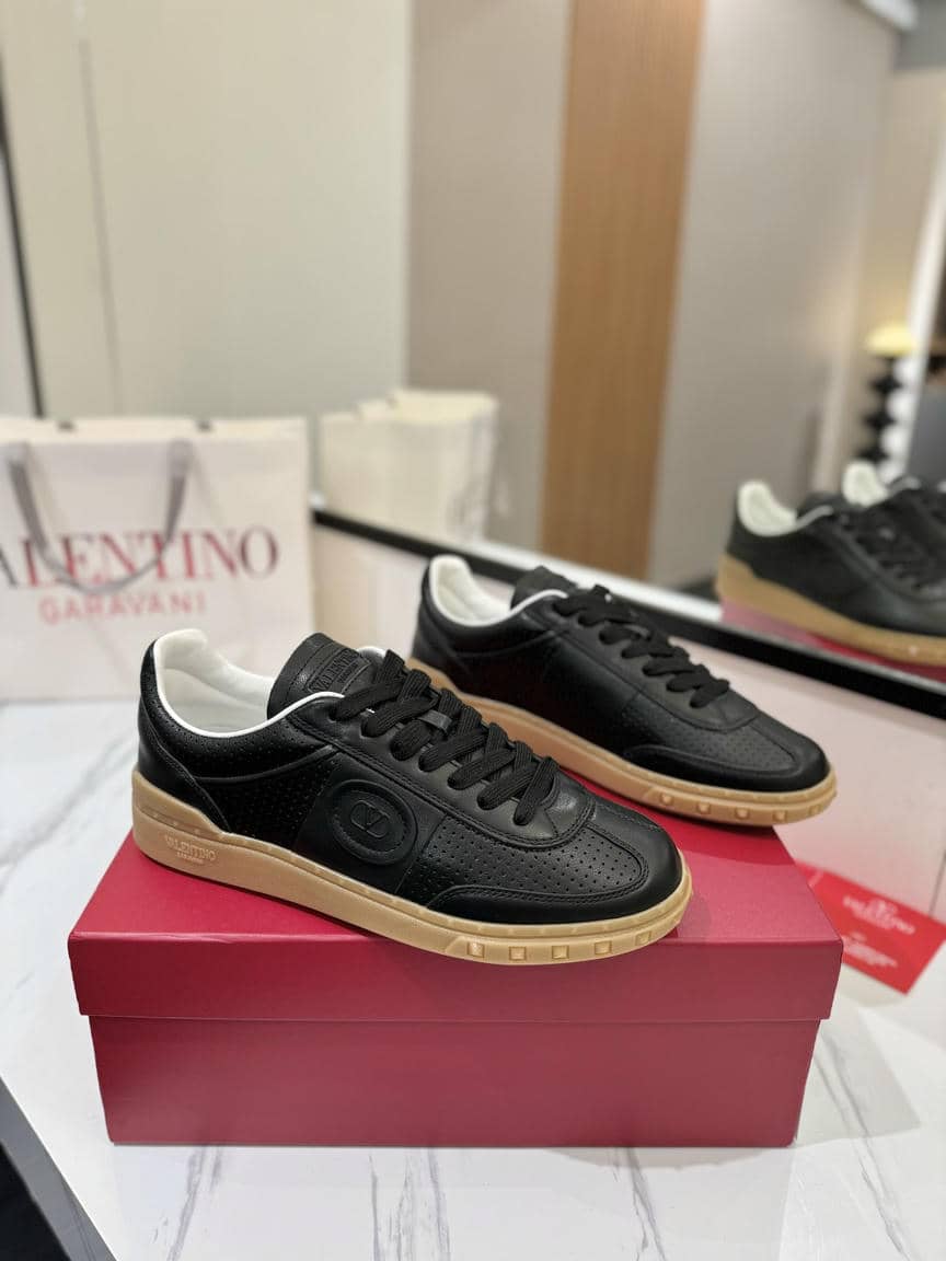 Valentino Sneaker 1-15